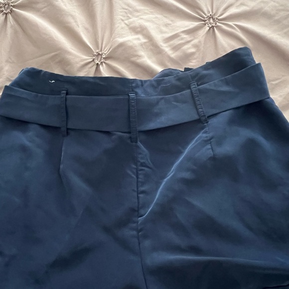 American Eagle Outfitters High-Waisted Shorts - Picture 6 of 8